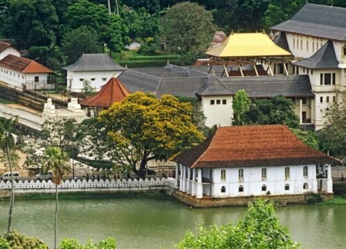 Best of Sri Lanka Tour Package: Colombo, Kandy & Bentota